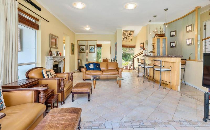 4 Bedroom Property for Sale in Hout Bay Western Cape